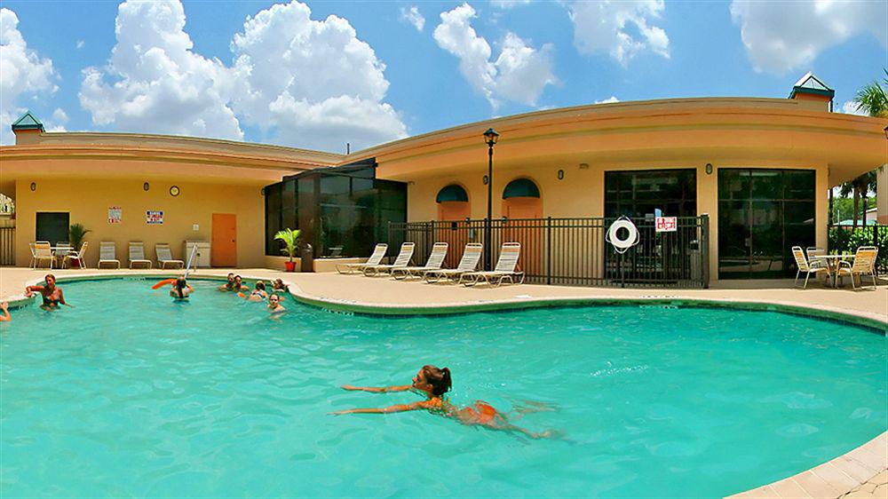 Days Inn & Suites By Wyndham Orlando Airport Екстериор снимка